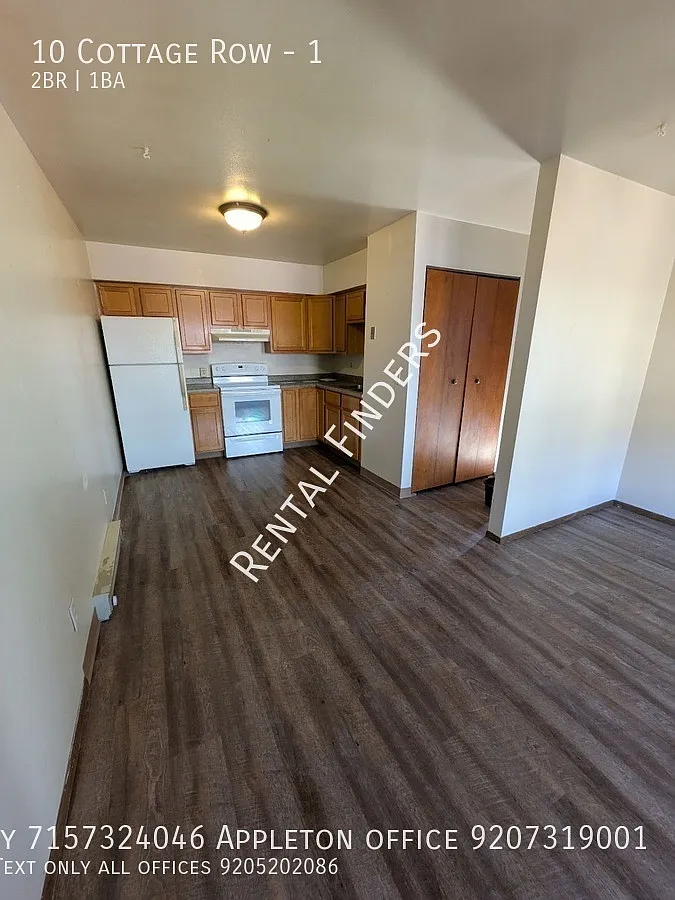 2 bed, $995 — Photo 1