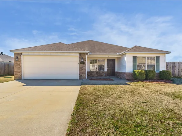 3750 Alliance Dr, Bethel Heights, AR 72764