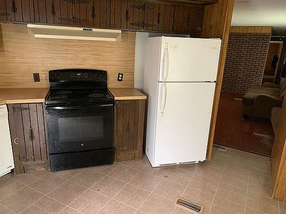 4th image of 72435 S 319th Ct