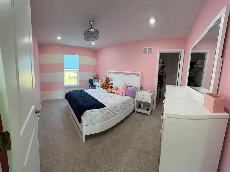 169 Henderson St — Photo 7