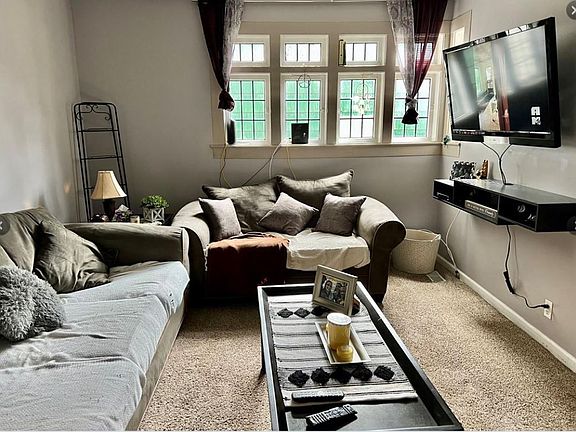 4th image of 11 Union St #2