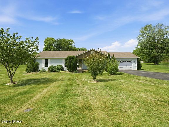 3rd image of 328 Kennedy Dr