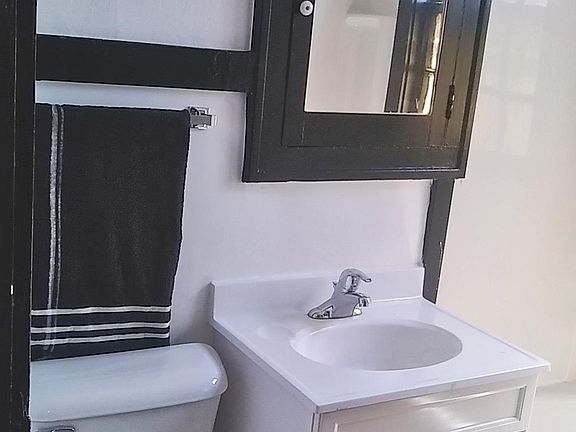 Vintage Bathroom Features