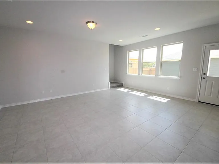 1932 Cypress Gate Dr — Photo 14