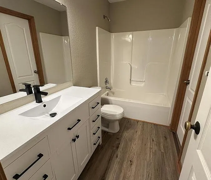 3113 NW Gateway Dr — Photo 8