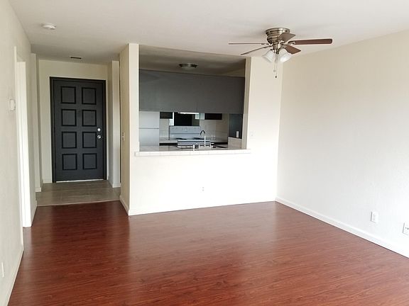 5th image of 2220 C St #208