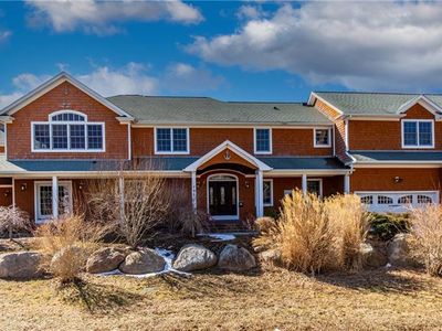 190 Lloyd Rd, Saunderstown, RI, 02874