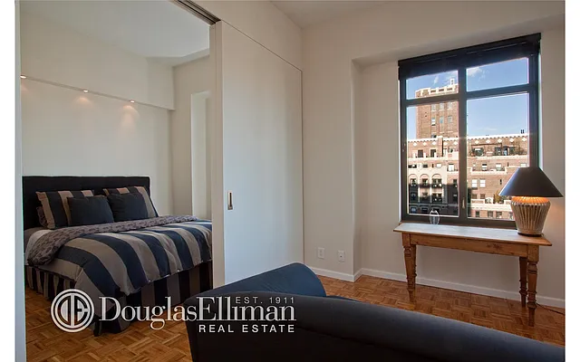 Rented by Douglas Elliman | media 22