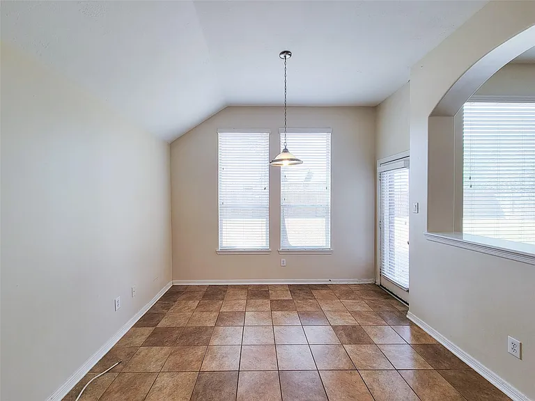 25219 Piney Heights Ln — Photo 14