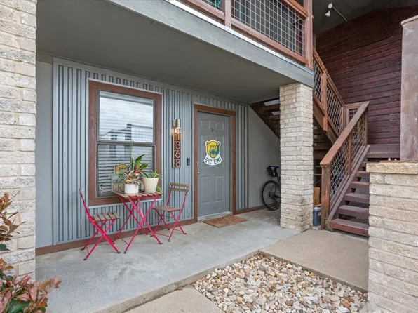 1368 S 12th St, Waco, TX 76706