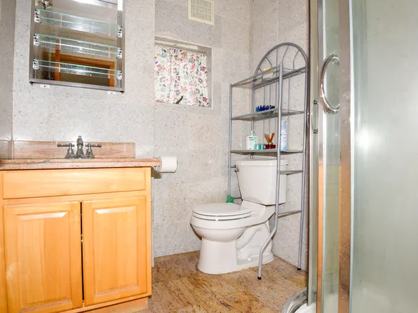 2064 Coleman Street image 16 of 22