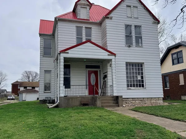 1218 N 8th St #2, Quincy, IL 62301