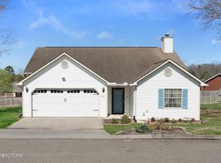 7757 Applecross Rd, Corryton, TN 37721