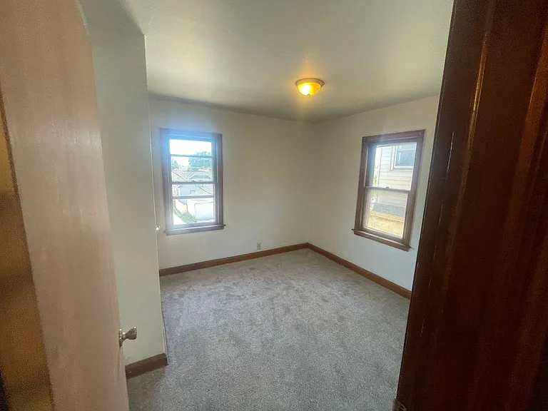 1414 S 55th St. (4 Unit) — Photo 8