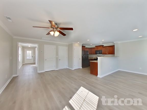 3rd image of 7100 Colquitt Way