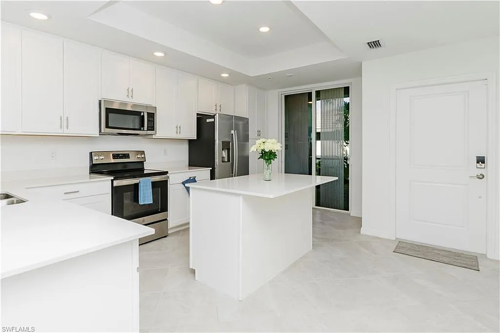 5453 Double Eagle Circle # 3112 - The National - Medico — Photo 4