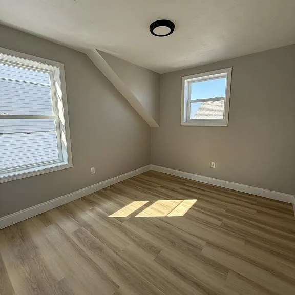169 Grant St — Photo 7