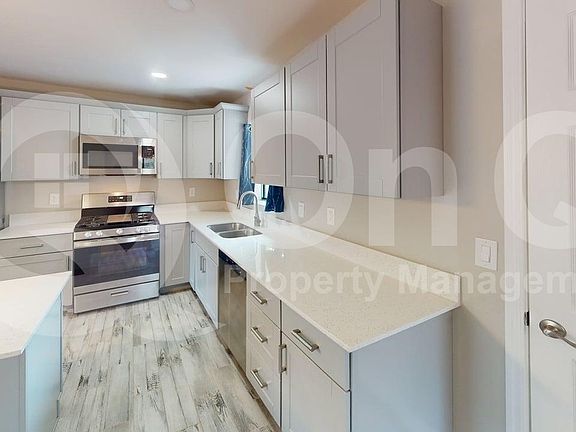 4th image of 3420 N Los Altos Ave