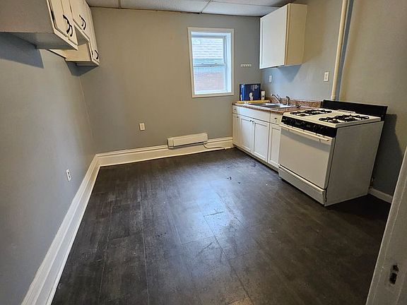 4th image of 923 Chestnut St APT 2