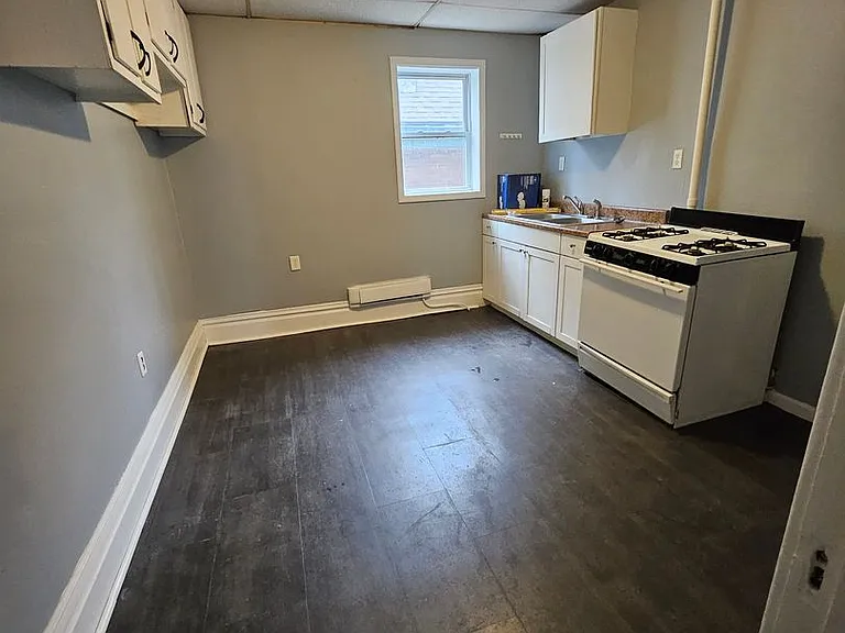 923 Chestnut St #2 — Photo 4