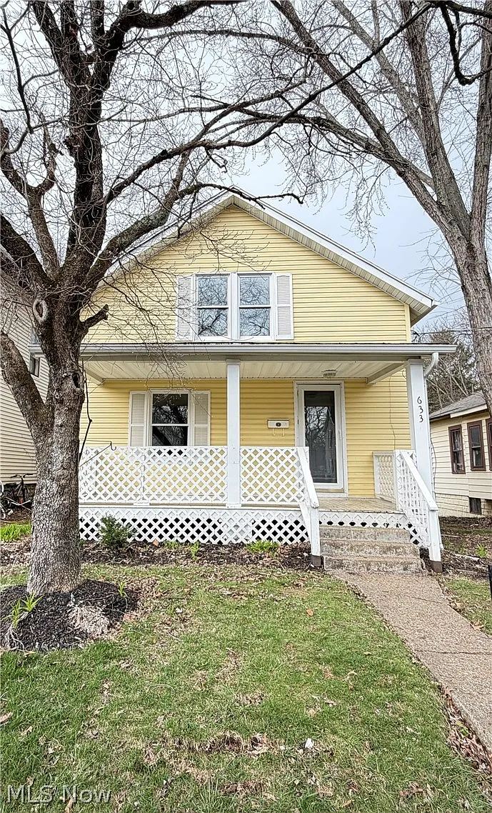 633 Spangler Dr photo 1