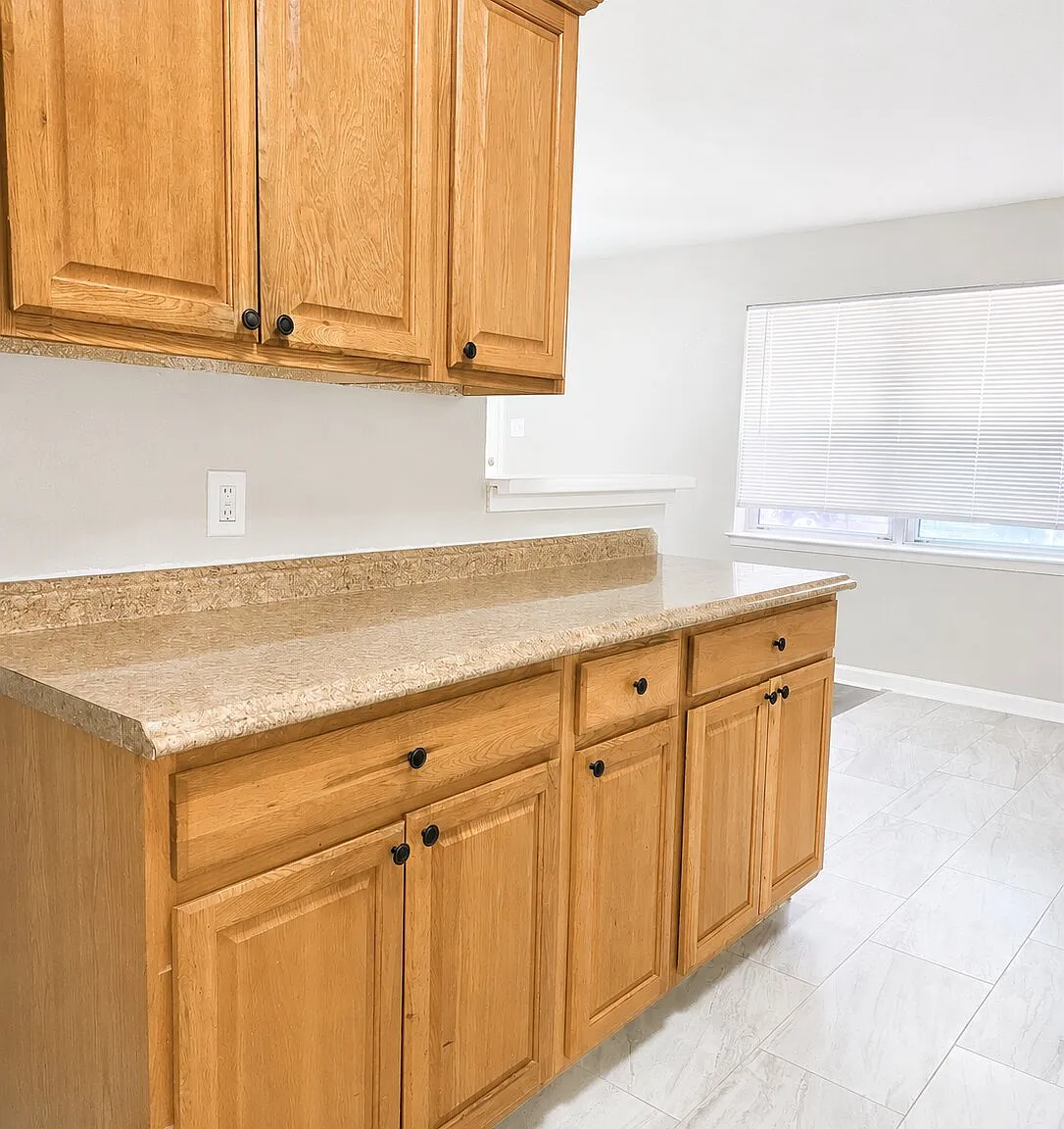 4 bed, 1152 sqft, $1,700 — Photo 4