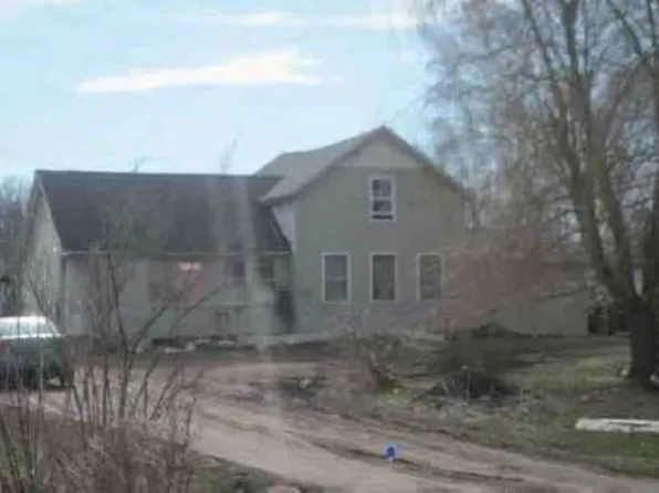 39413 6th Ave, Bloomingdale, MI 49026