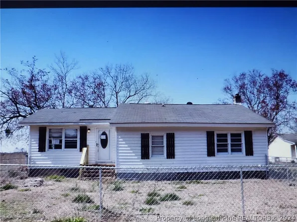 2546 Dobbersville Rd, Mount Olive, NC 28365