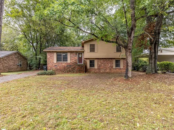 6500 Charter Oaks Cir, Columbus, GA 31909