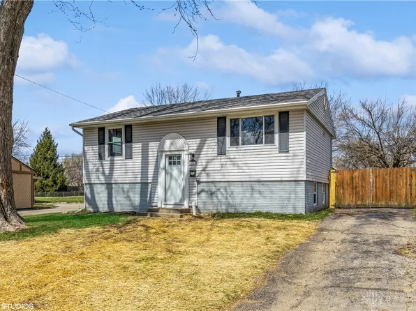 874 Filmore Ave, New Carlisle, OH 45344