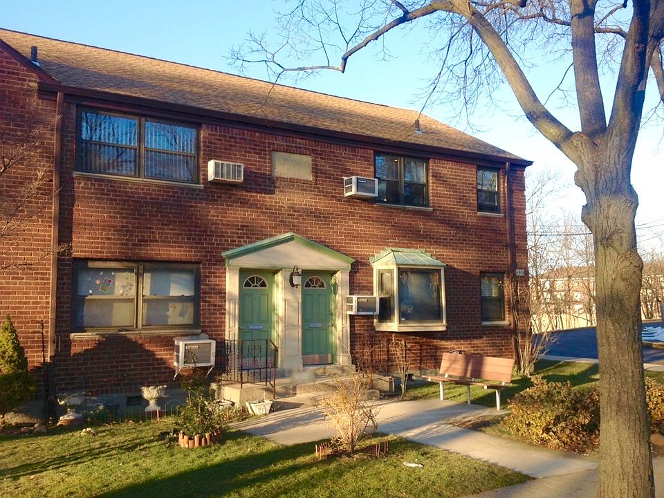 1st image of 5783 246th Cres