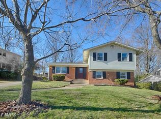 6532 Bowie Dr, Springfield, VA 22150