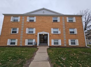 2131 Blairs Ferry Rd NE APT 4, Cedar Rapids, IA 52402