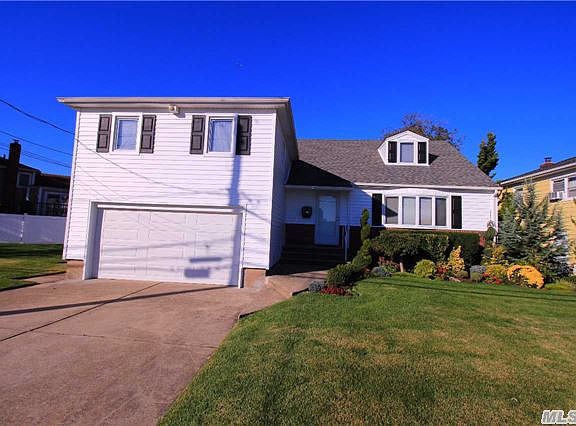 2nd image of 3004 Moreland Ave