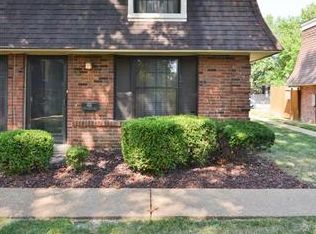 1925 Mansard Dr, Saint Louis, MO 63125