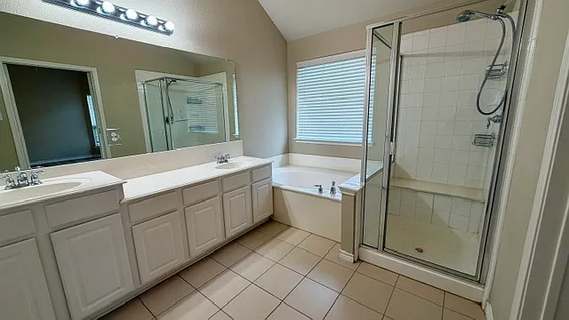 1700 Summerfield Dr — Photo 31