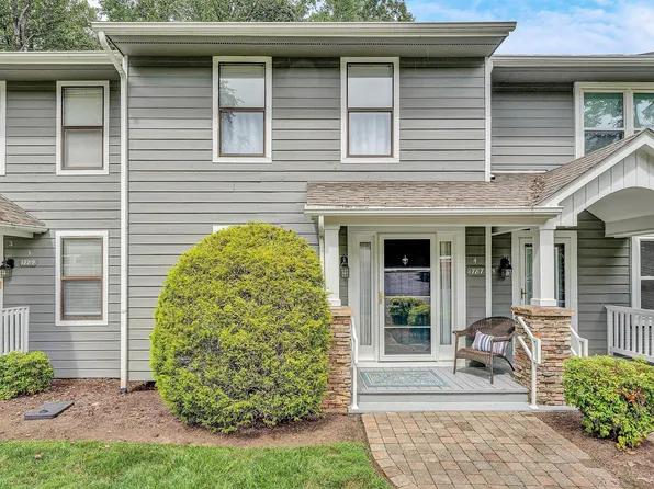 1787 Windlass Rd #4, Moneta, VA 24121
