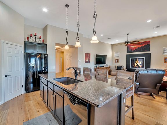 5th image of 32048 S Hancock Dr