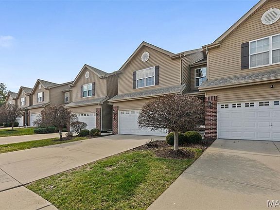 4th image of 867 Harbor Woods Dr