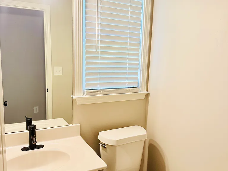 2887 Montview Dr SW — Photo 20