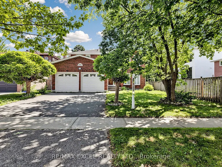 21 Mary Gapper Cres — Photo 1