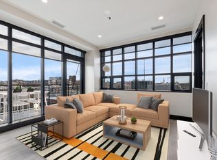 1123 W Randolph St #602, Chicago, IL 60607