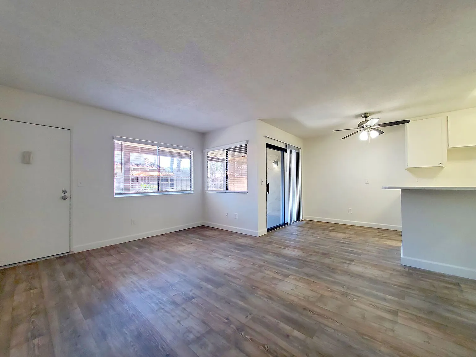 Indian Springs Apartments — Photo 4