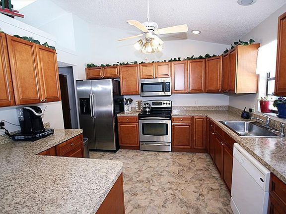 2nd image of 1002 Burrisridge Dr