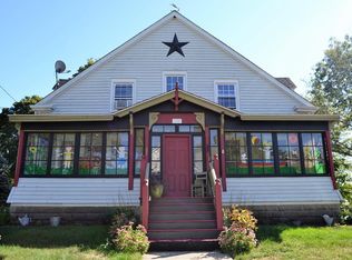 22 Main St, Acushnet, MA 02743