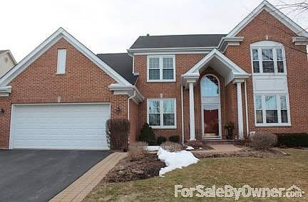 3,540 sq. ft. Canturbury model
						:
						brick front walk; professionally landscaped with small pond