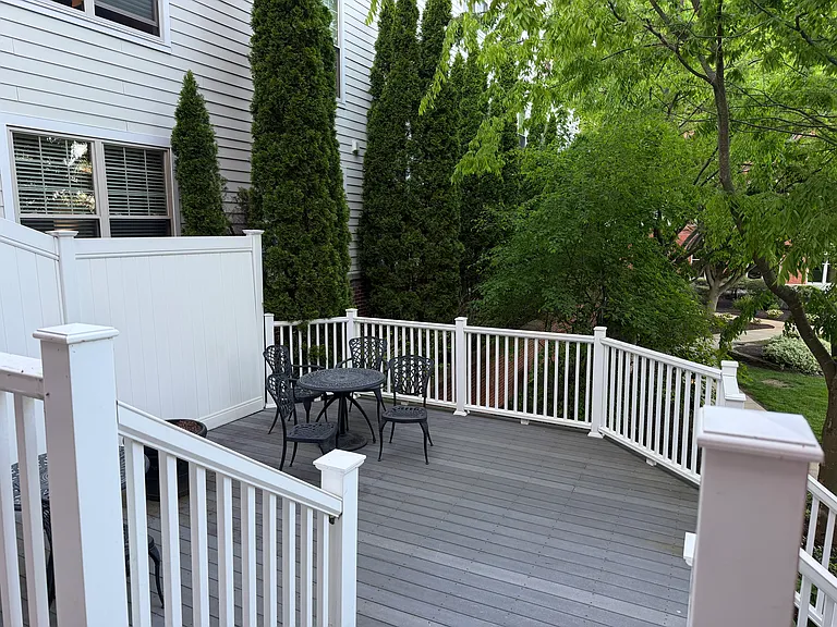 248 Albion St #312 — Photo 32