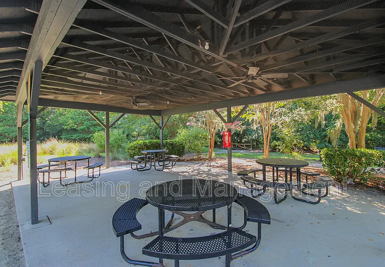 8811 Kellum Dr — Photo 30