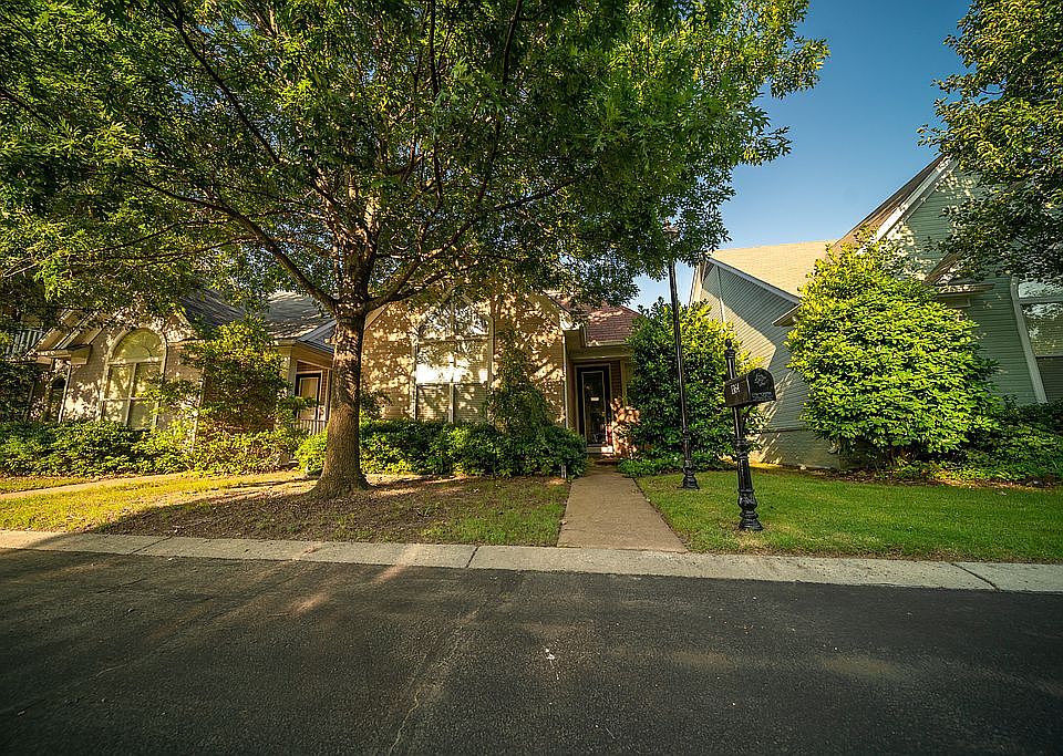 Front yard street view