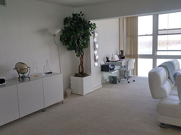 4th image of 7200 Sunshine Skyway Ln S APT 10G